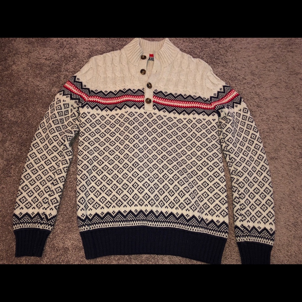 NWOT IZOD sweater